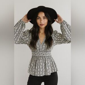 NWT Max Studio Boho Black Floral Peplum Puff Sleeve Blouse